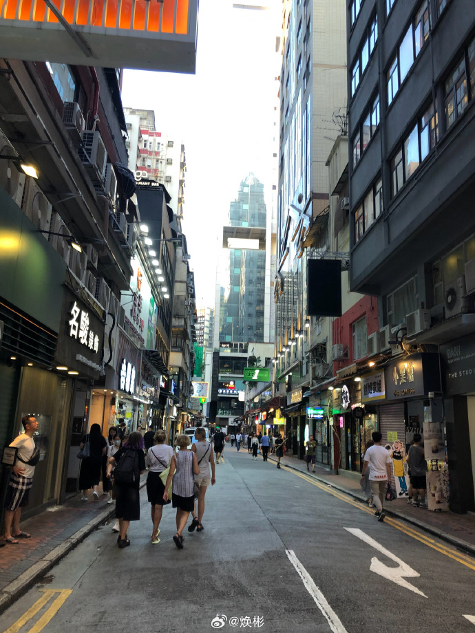 影院香港手机在线播放版分众传媒影院广告业务恢复过程中-第2张图片-亚星国际官网